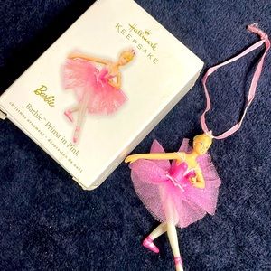 Hallmark keepsake Barbie Prima in Pink Christmas ornament. Barbie Ballerina 2010